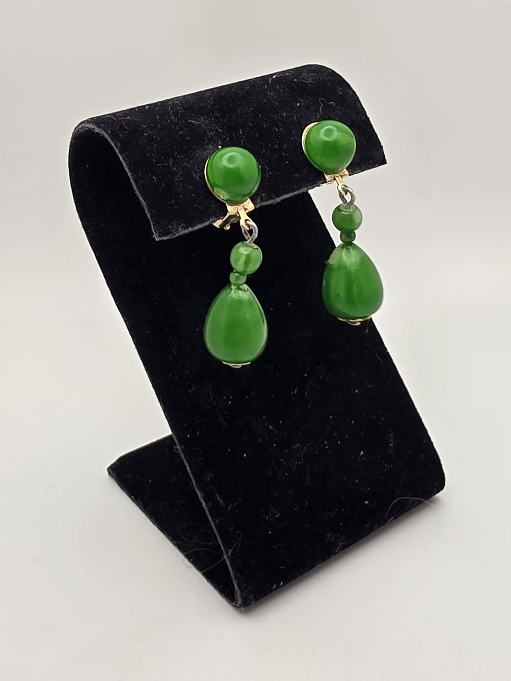 Vintage Green Bead Drop Earrings